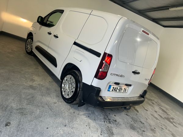 Citroen Berlingo 2024 382728405