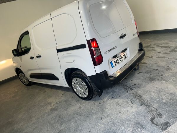 Citroen Berlingo 2024 382728408