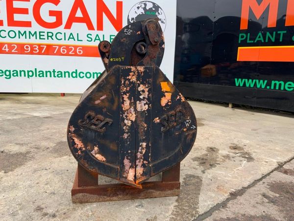 CLAMSHELL BUCKET ATTACHMENT..65mm......2103t. 382730656