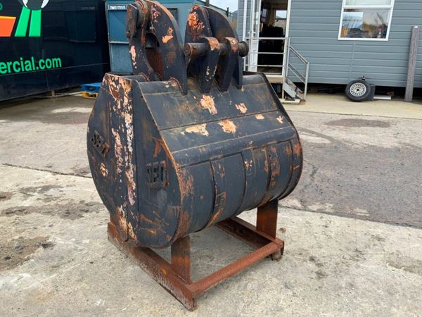 CLAMSHELL BUCKET ATTACHMENT..65mm......2103t. 382730664