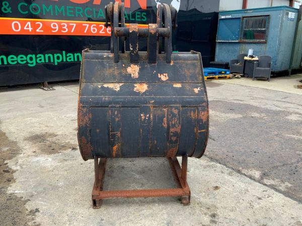 CLAMSHELL BUCKET ATTACHMENT..65mm......2103t. 382730665