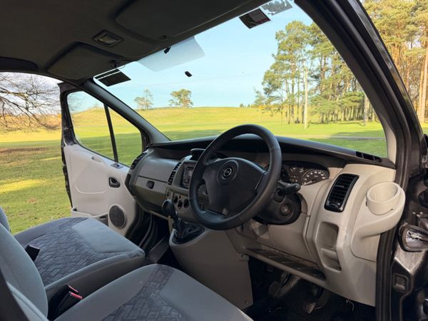 Opel Vivaro 2005 1.9 CDTI 382841442