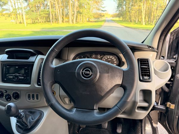 Opel Vivaro 2005 1.9 CDTI 382841445