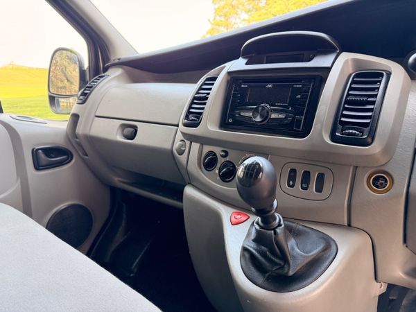 Opel Vivaro 2005 1.9 CDTI 382841449