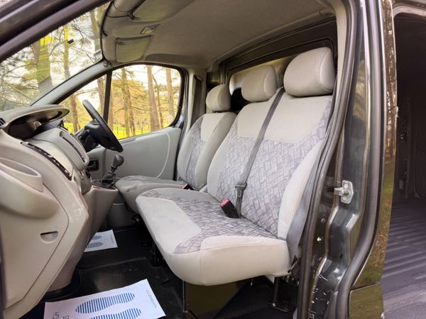 Opel Vivaro 2005 1.9 CDTI 382841451