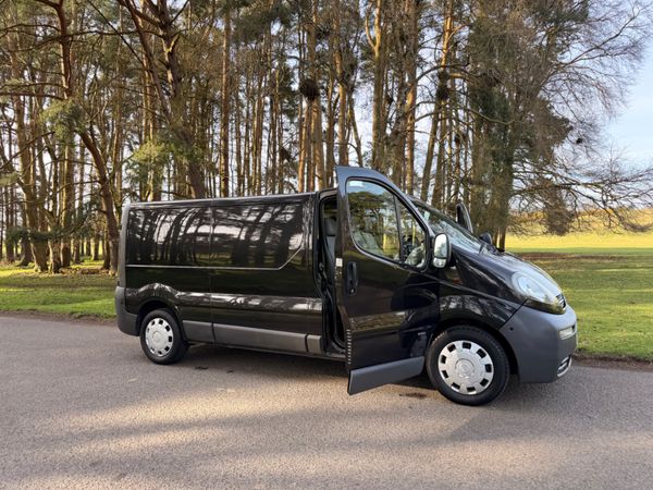 Opel Vivaro 2005 1.9 CDTI 382841483