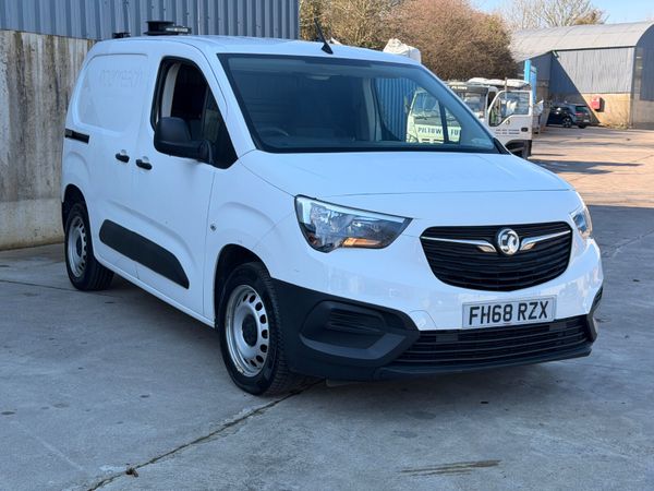 Vauxhall Combo 2019 382853663