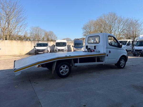 Ldv recovery truck 382853761