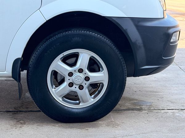 Ldv recovery truck 382853762