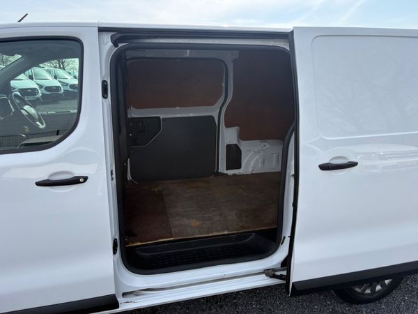Vauxhall Vivaro 382872541