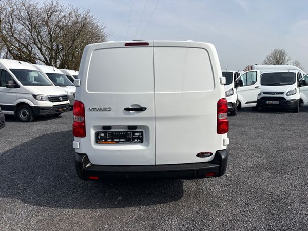 Vauxhall Vivaro 382872532
