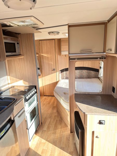 ✨COACHMAN AMARA 4 BERTH FIXED BED✨ 382832280