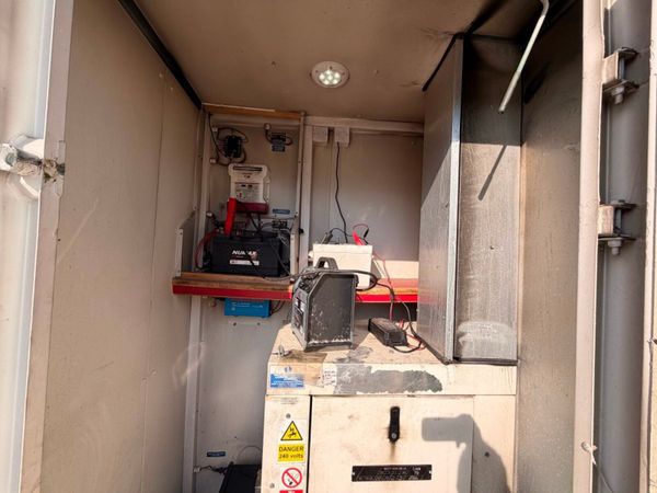 25 X 9 welfare cabin , toilet , canteen , generato 382964978