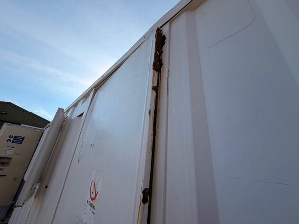 25 X 9 welfare cabin , toilet , canteen , generato 382964987