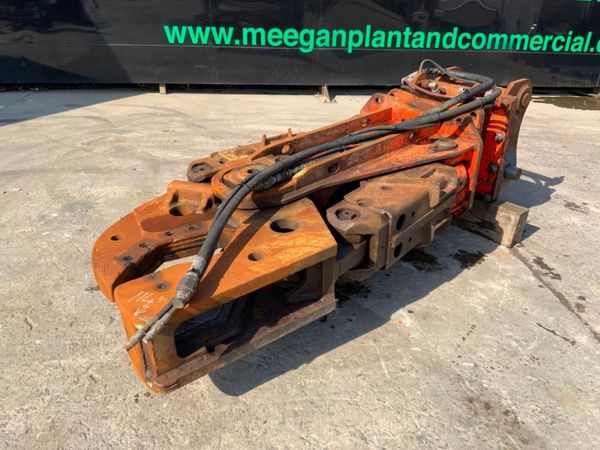 DEMOLITION SHEARS ATTACHMENT.....90 mm PINS. 382971249