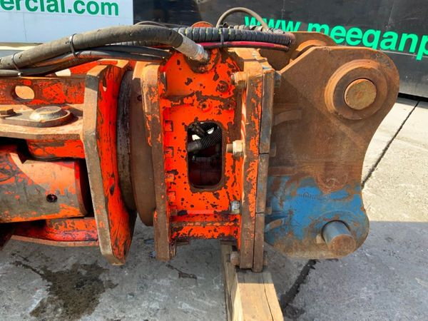 DEMOLITION SHEARS ATTACHMENT.....90 mm PINS. 382971262