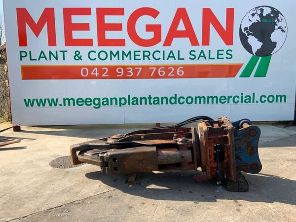 SCRAP METAL SHEARS ATTACHMENT....80mm PINS. 382971200