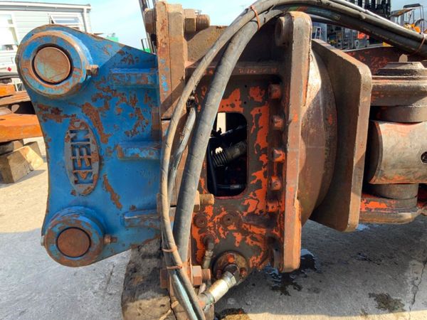 SCRAP METAL SHEARS ATTACHMENT....80mm PINS. 382971223