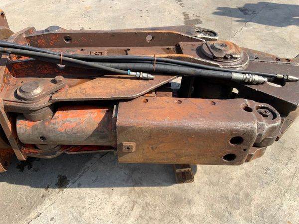 SCRAP METAL SHEARS ATTACHMENT....80mm PINS. 382971224