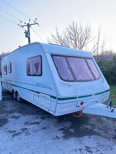 ✨BARGAIN SWIFT CONQUEROR 4 BERTH FIXED BED✨ 382977484