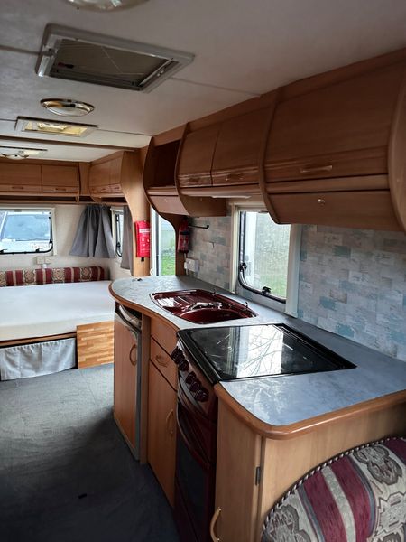 ✨BARGAIN SWIFT CONQUEROR 4 BERTH FIXED BED✨ 382977488