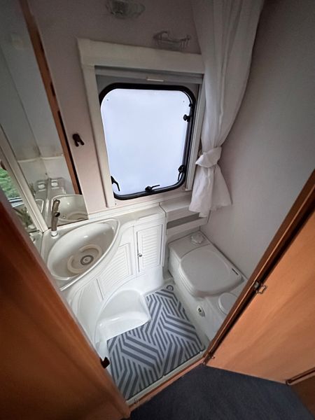 ✨BARGAIN SWIFT CONQUEROR 4 BERTH FIXED BED✨ 382977491