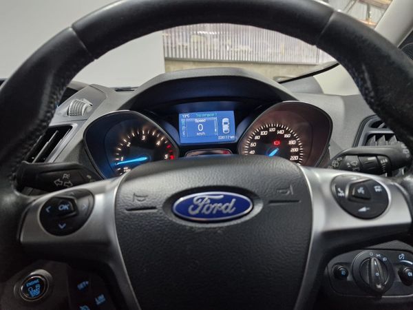 2016 Ford Kuga 2.0 150 Bhp AWD Commercial 382936104