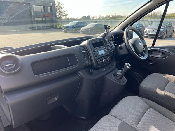 2020 (202) Renault Trafic B-Ness + Energy 2.0 DCI 383096659