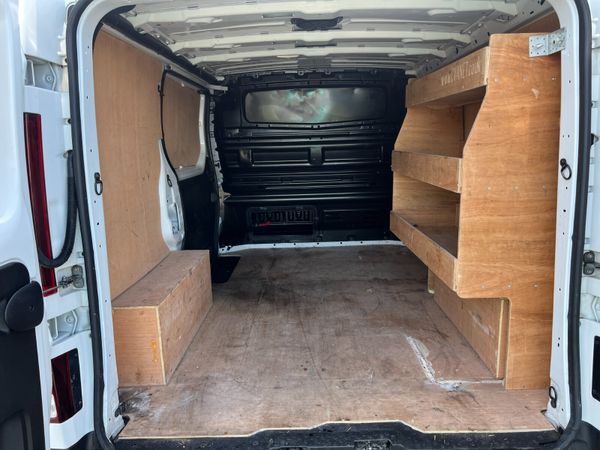 2020 (202) Renault Trafic B-Ness + Energy 2.0 DCI 383096668