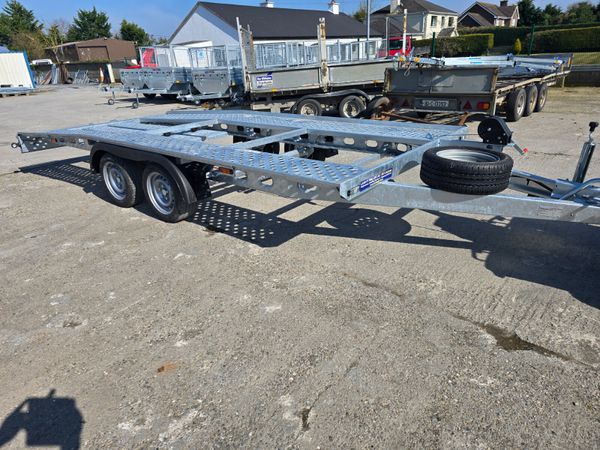 Car Transporter 383006675