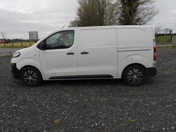 Citroen Dispatch 2018 383185308