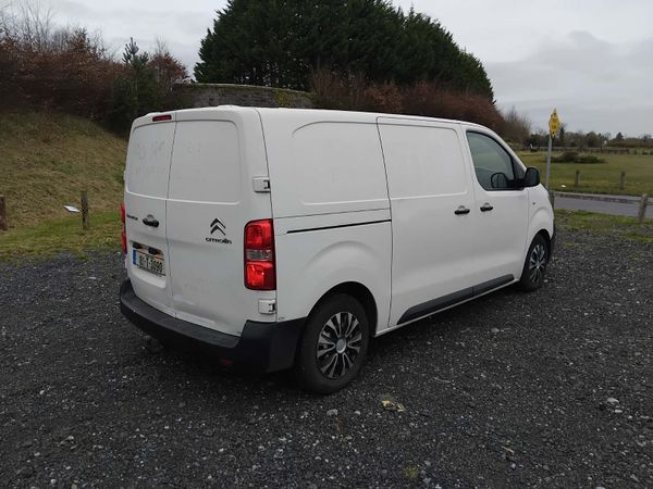 Citroen Dispatch 2018 383185318