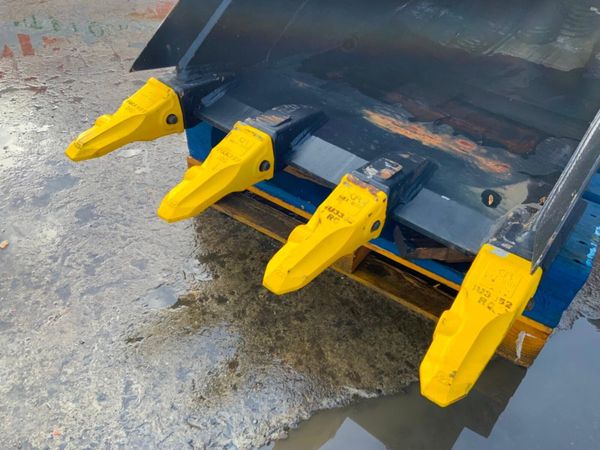 UNUSED 36" DIGGING BUCKET......80mm PINS.....7453. 383246173