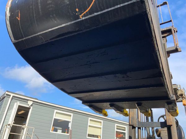 UNUSED 36" DIGGING BUCKET......80mm PINS.....7453. 383246174