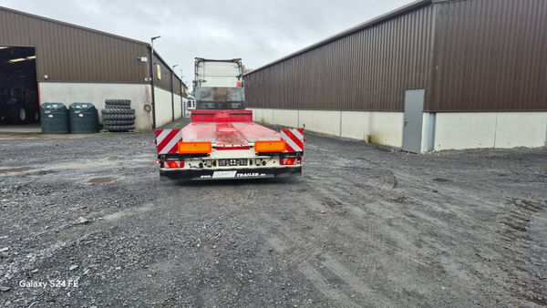 Max low ride trailer 383200248