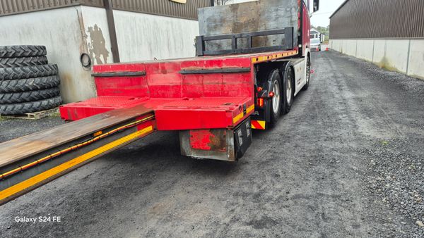 Max low ride trailer 383200269