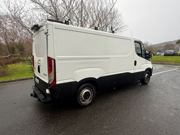 Iveco Daily 2016 MWB 35S11 383209857