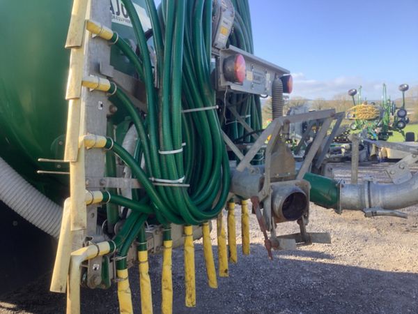 Used Major 2400 tanker with Dribble bar 383356137