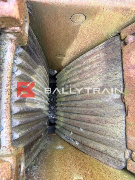 PSP 500 x 300 Jaw Crusher (Feed Hopper & Scalper) 383370020