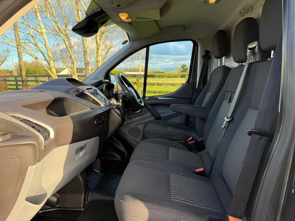 NO VAT Transit custom LWB 383379372