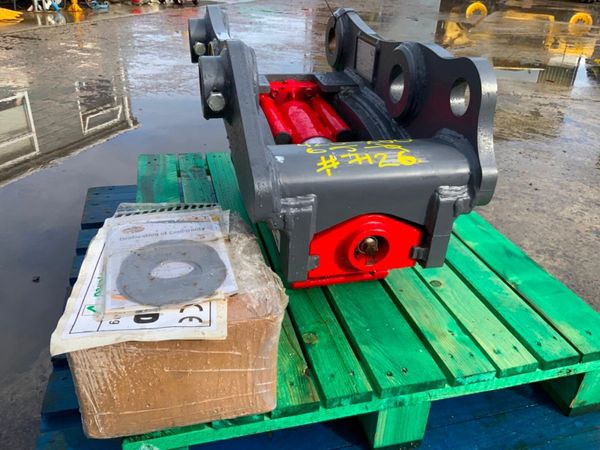 UNUSED STRICKLAND S/LOCK HITCH...65mm.......7126 383305472