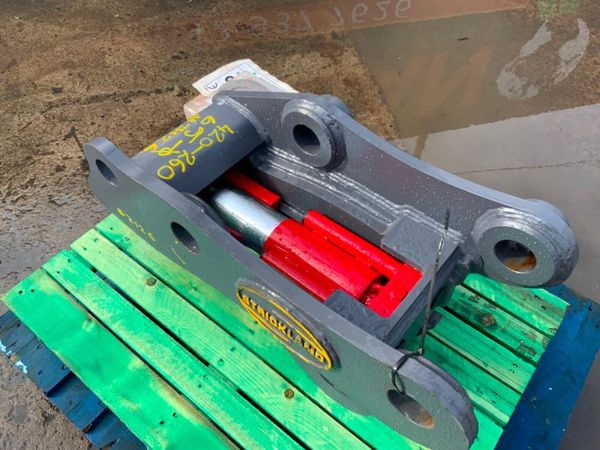 UNUSED STRICKLAND S/LOCK HITCH...65mm.......7126 383305474