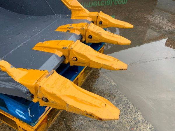 UNUSED 36" GEO XD BUCKET......80mm PINS.....7122. 383305544