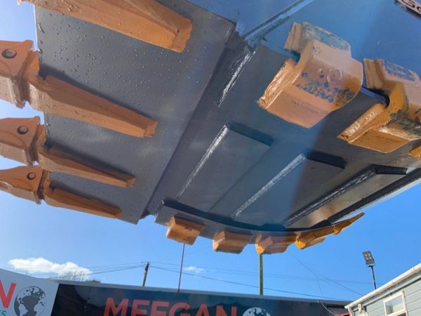 UNUSED 36" GEO XD BUCKET......80mm PINS.....7122. 383305558