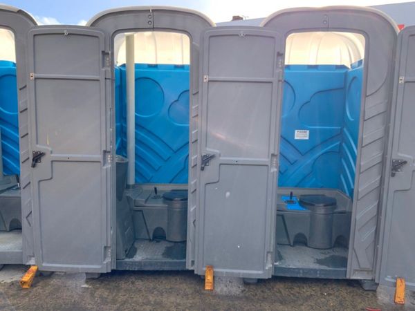 PORTABLE SITE TOILET / BUILDERS LOO.........5171. 383330342