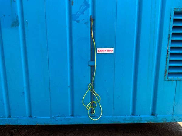 22ft WELFARE SITE OFFICE CONTAINER........849. 383330357