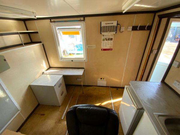 22ft WELFARE SITE OFFICE CONTAINER........849. 383330377