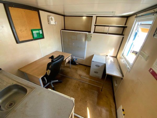 22ft WELFARE SITE OFFICE CONTAINER........849. 383330382