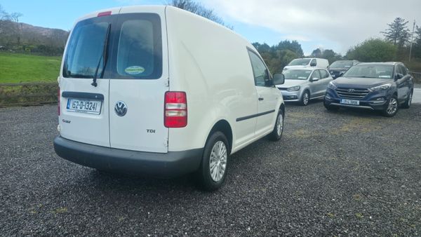 Volkswagen Caddy 2015 immaculate condition 383338372