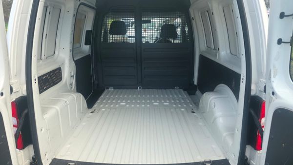 Volkswagen Caddy 2015 immaculate condition 383338417